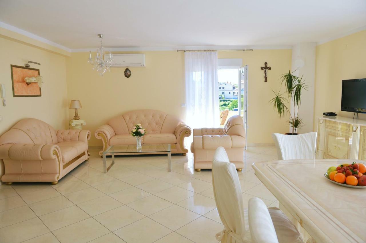 Apartments Mrkonja 마툴지 외부 사진