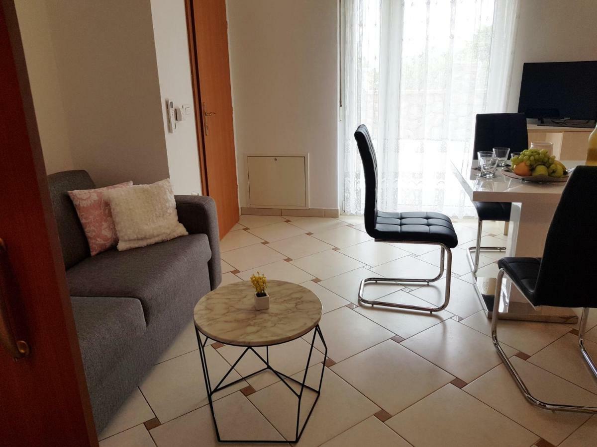 Apartments Mrkonja 마툴지 외부 사진