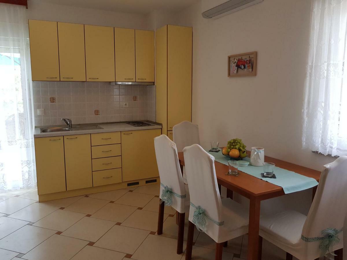 Apartments Mrkonja 마툴지 외부 사진