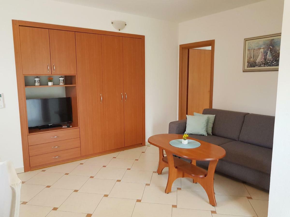 Apartments Mrkonja 마툴지 외부 사진